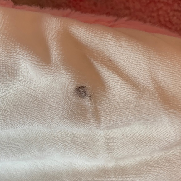 UGG Multicolor Tie-Dye Blanket and Pillow Set - Picture 12 of 12